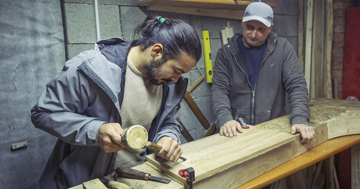 Egy székelykapu-faragó motívumai